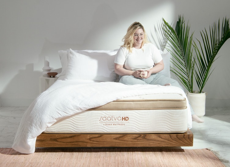 https://www.sleepcheapmattresses.com/wp-content/uploads/2022/10/saatva-hd-4.jpeg
